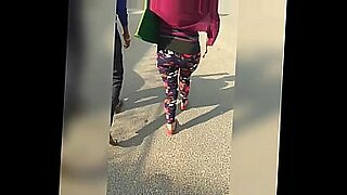 indian aunty saree re and showing pussyfucking