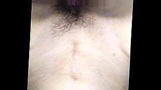 submissive guy eats pussy